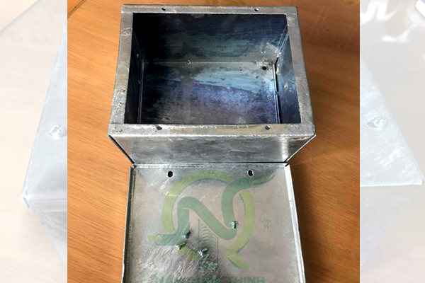Hộp thép Pullbox nhúng nóng