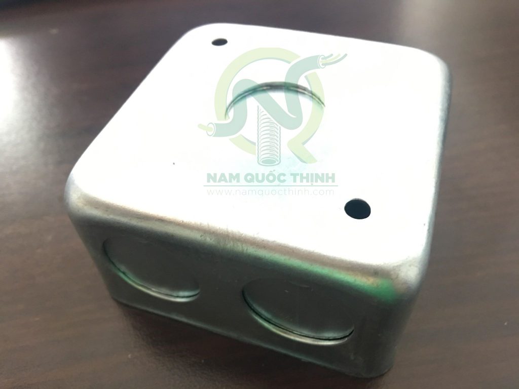 Hộp thép âm tường 70x70